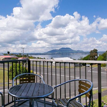 Acacia View At No 3 - Acacia Bay Holiday Home 타우포 호 외부 사진